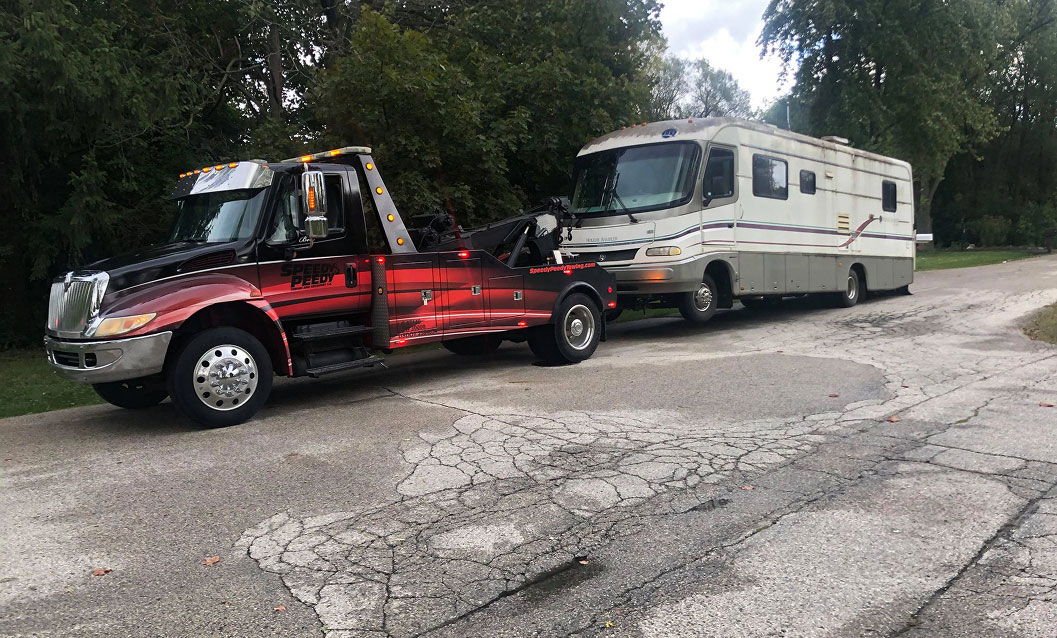 Heavy-Duty-Tow-Truck-Services-Nearby